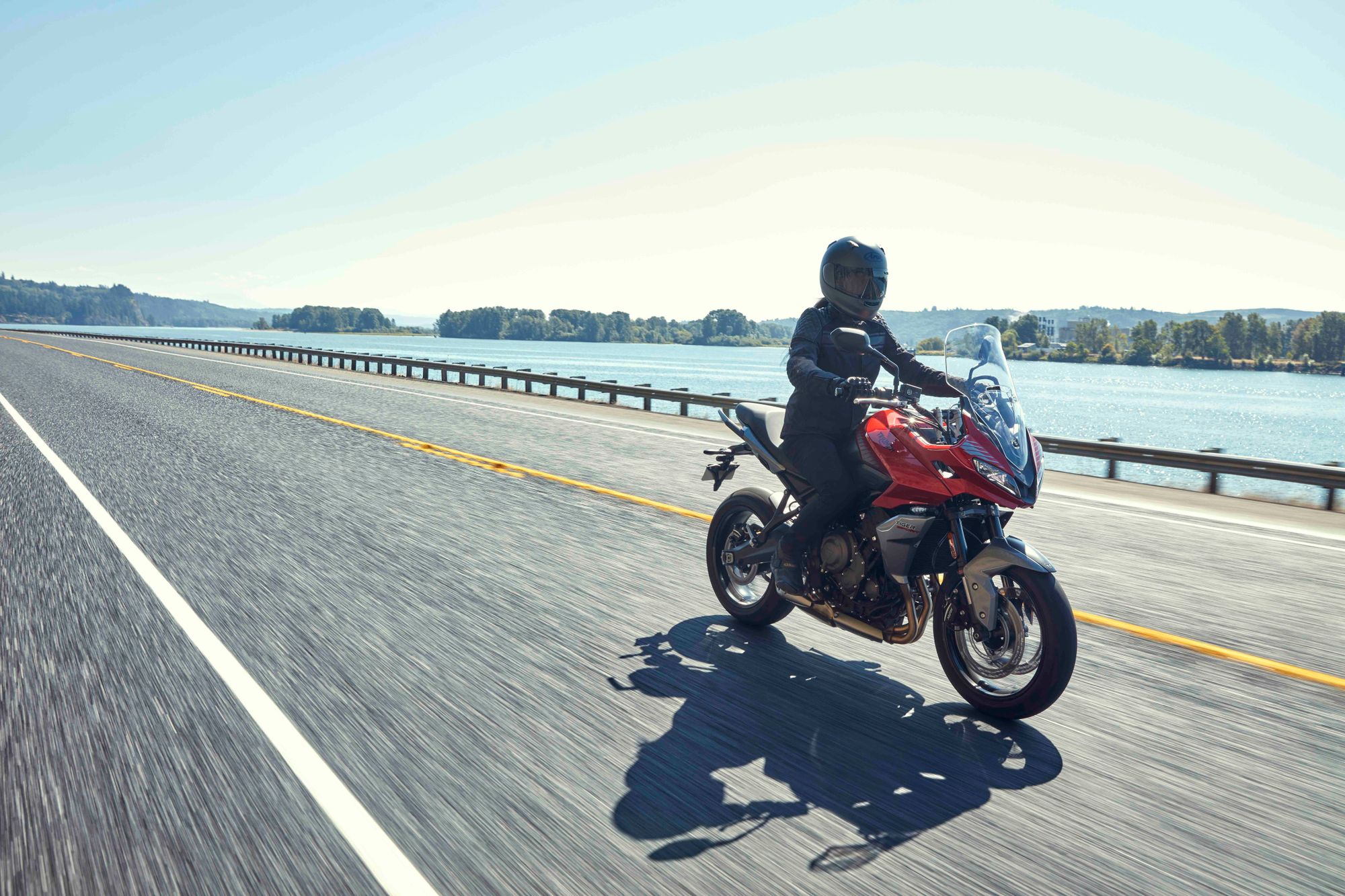 Triumph reveals the all-new Tiger Sport 660