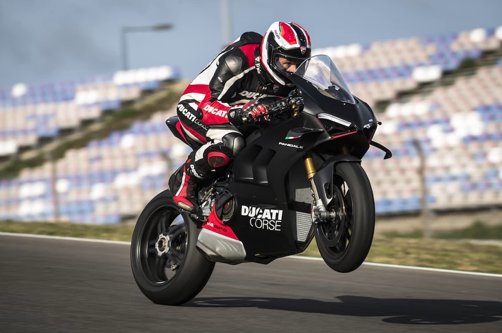 Ducati panigale hotsell corse price