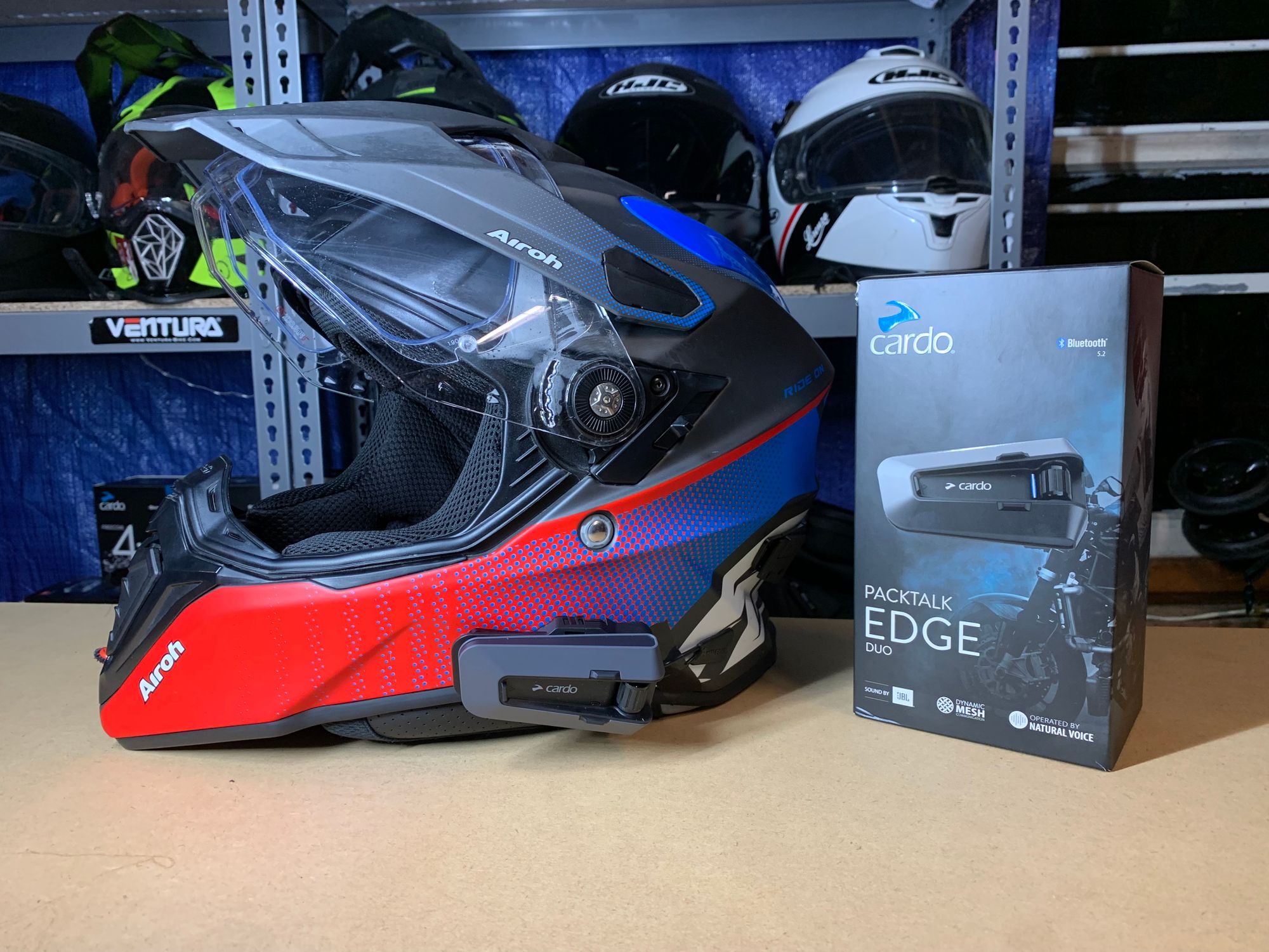 MO Tested: Cardo Packtalk Edge Review