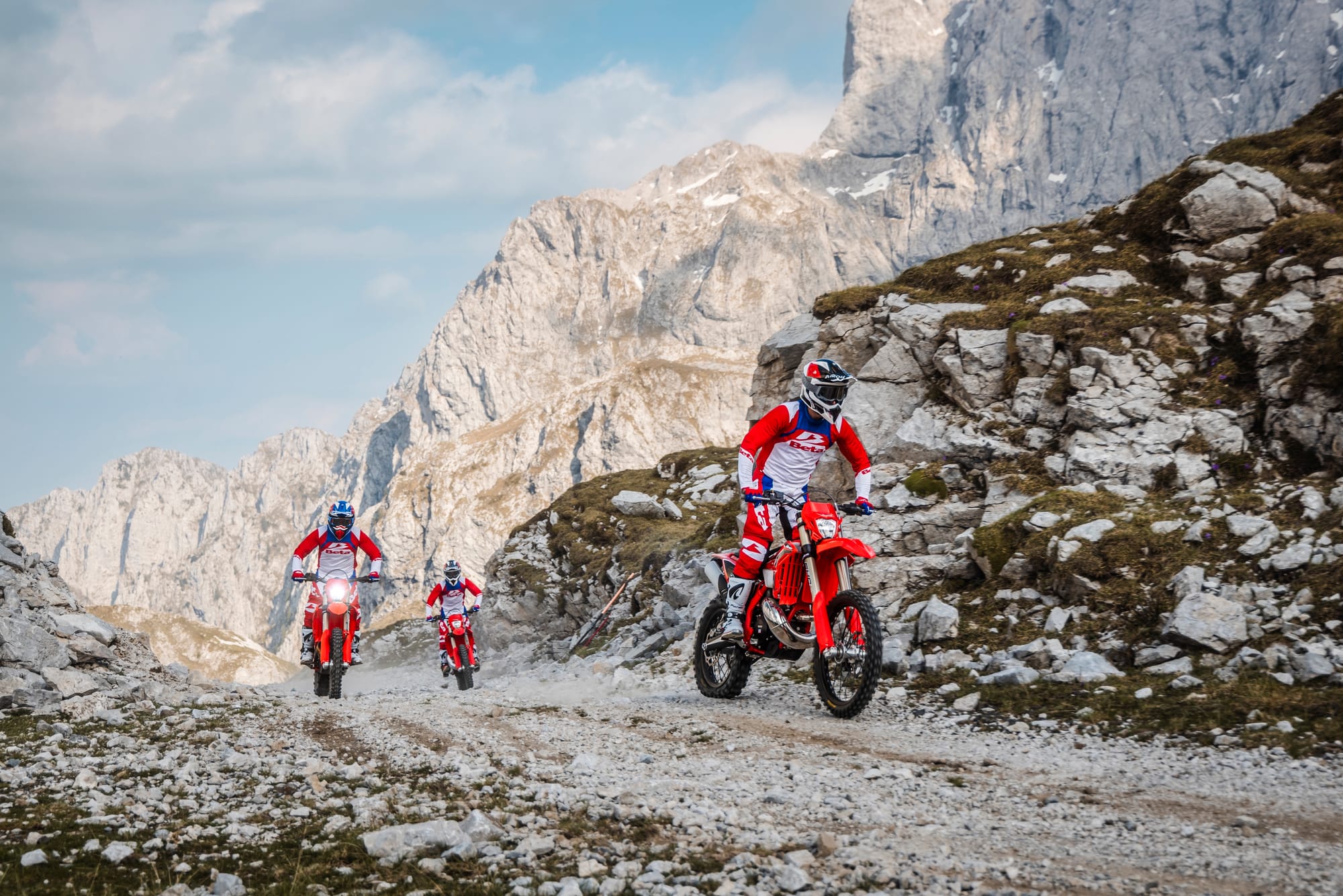 Beta Reveals 2027 RR X-Pro Range